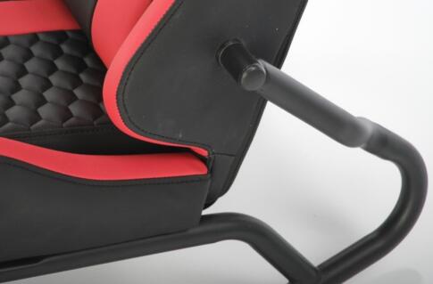 Кресло компьютерное HALMAR GAMER черный/красный