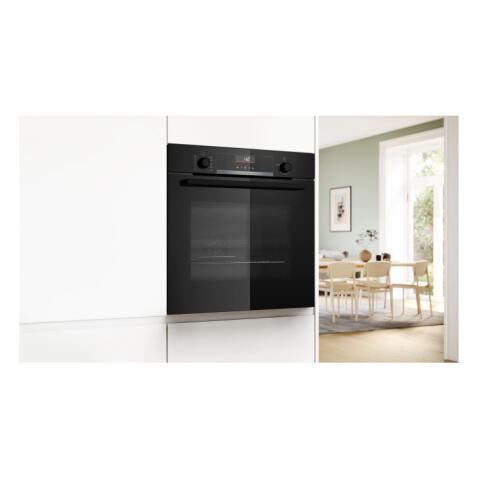 Духовой шкаф BOSCH HBG536EB3