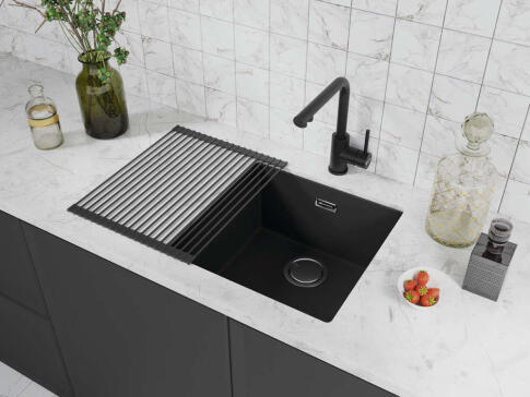 Смеситель для кухни Omoikiri Nakagawa 2 Plus-BL черный