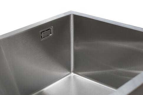 Кухонная мойка из нержавейки BLANTEK LS-5444S Brushed (+500B40S1)