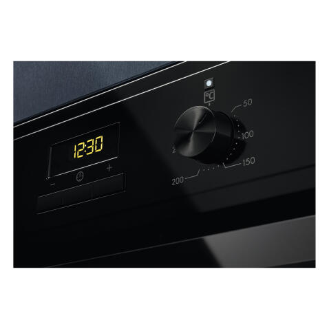 Духовой шкаф ELECTROLUX с паром EOD3H50BK