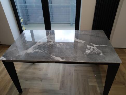 Стол обеденный HALMAR FELIX серый мрамор/черный 141-201/81