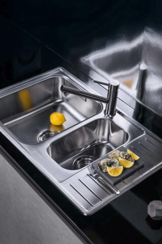 Кухонная мойка из нержавейки Omoikiri Sagami 79-2-IN нержавеющая сталь