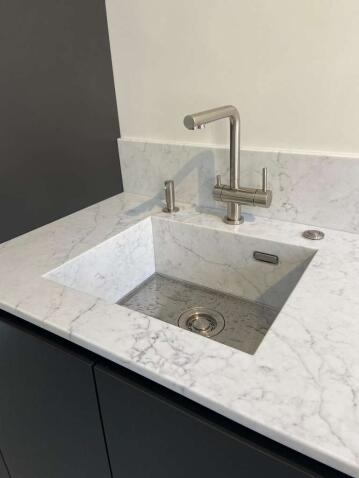 Кухонная мойка из нержавейки Omoikiri Kasen 53-26-INT-IN нержавеющая сталь