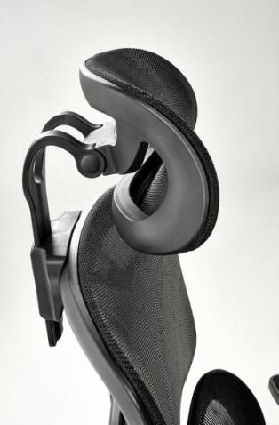 Кресло компьютерное HALMAR MACAR черный