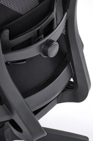 Кресло компьютерное HALMAR PAREDES черный