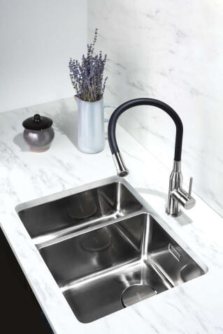 Смеситель для кухни Omoikiri Yatomi-BN-BL нержавеющая сталь