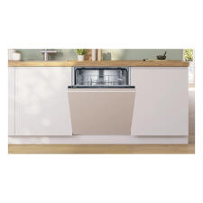 Посудомоечная машина встраиваемая BOSCH SMV25AX06E