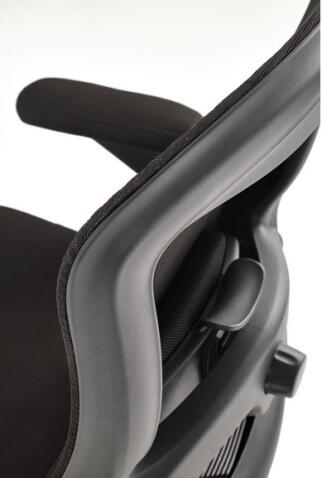 Кресло компьютерное HALMAR CYBORG черный