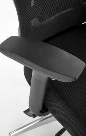 Кресло компьютерное HALMAR GILBERTO черный