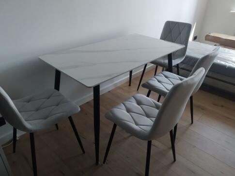 Стол обеденный SIGNAL RION белый/черный 130/70