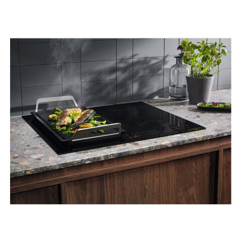 Поверхность индукционная ELECTROLUX EIV654