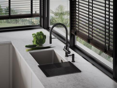 Смеситель для кухни Omoikiri Akeno GM GR вороненая сталь/серый