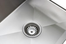 Кухонная мойка из нержавейки BLANTEK LS-5848S Brushed