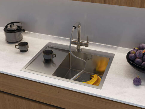 Кухонная мойка из нержавейки Omoikiri Akisame 65-IN-R нержавеющая сталь