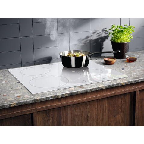 Поверхность индукционная ELECTROLUX LIR60430BW