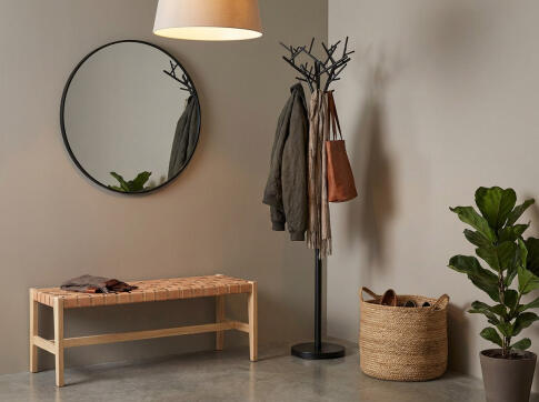 Вешалка HALMAR W56 черный