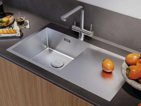 Кухонная мойка из нержавейки Omoikiri Akisame 86-IN-L нержавеющая сталь