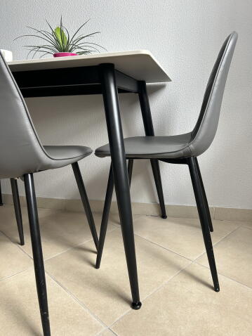 Стол обеденный HALMAR EMILIO белый мрамор/черный 120/70