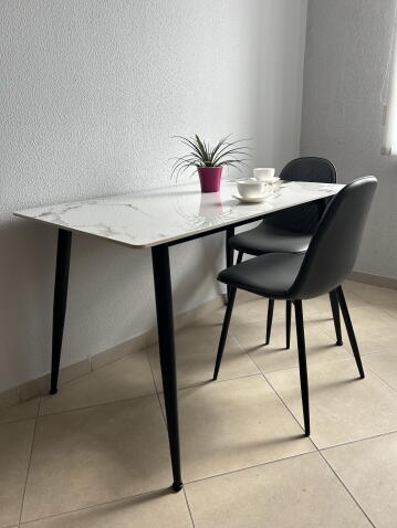 Стол обеденный HALMAR EMILIO белый мрамор/черный 120/70