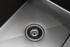 Кухонная мойка из нержавейки BLANTEK FS-5848B Nano black ECO