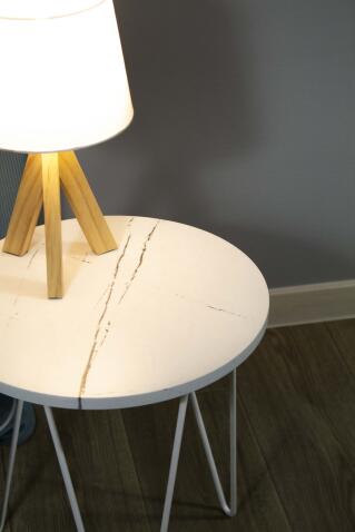 Стол журнальный Sheffilton SHT-CT79 белый мрамор/белый муар