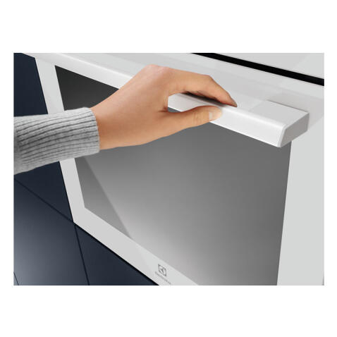 Духовой шкаф ELECTROLUX EOE7C31V