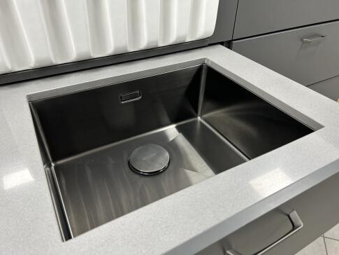 Кухонная мойка из нержавейки Omoikiri Taki 54-U/IF-GM вороненая сталь