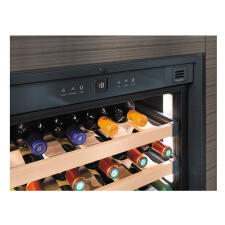 Встраиваемый винный шкаф LIEBHERR WKEgb 582-21 001