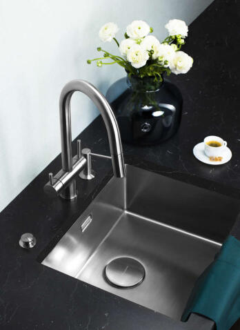 Кухонная мойка из нержавейки Omoikiri Tadzava 54-U/I-IN Ultra нержавеющая сталь