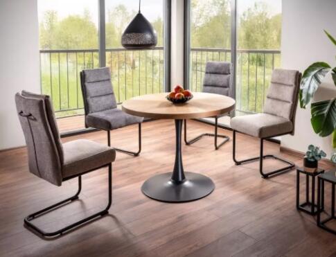 Стол обеденный SIGNAL AMADEO орех/черный мат 80