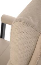 Кресло компьютерное HALMAR ADRIANO 2 бежевый/черный Кресло компьютерное HALMAR ADRIANO 2 бежевый/черный