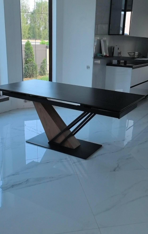 Стол обеденный SIGNAL GENESIS черный/ясень 180-240/90