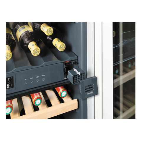 Встраиваемый винный шкаф LIEBHERR UWTes 1672-22 001