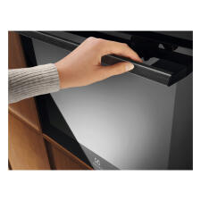Духовой шкаф ELECTROLUX LOE8F38Z